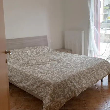 Tana - Via Pasubio إنيغو